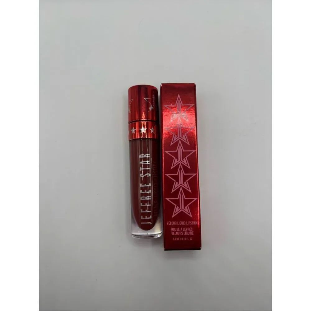 Jeffree Star velour liquid lipstick in cut throat love. M1-25